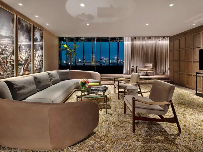 Signature Suite