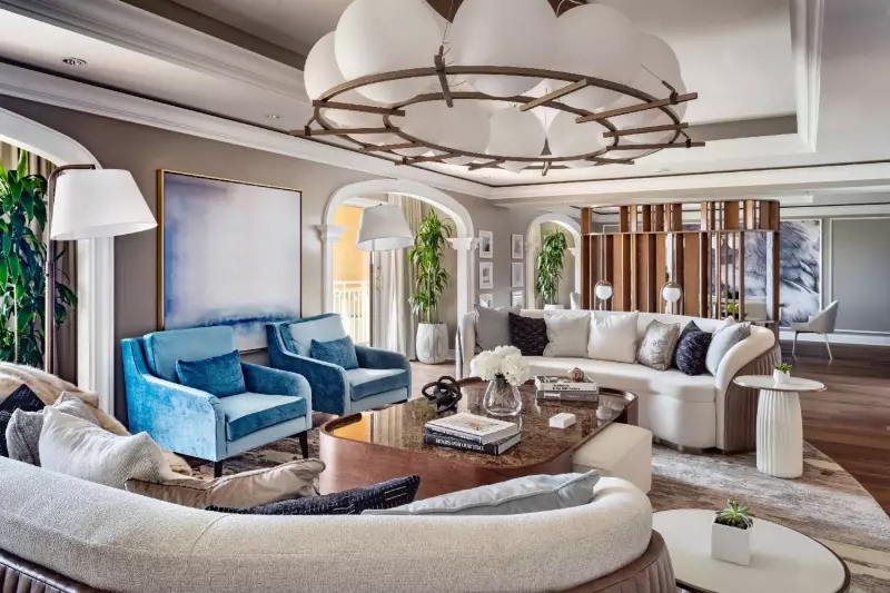 Lakefront Presidential Suite