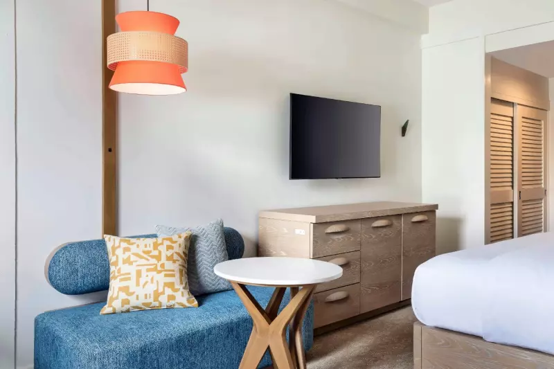 Surfrider City View Room