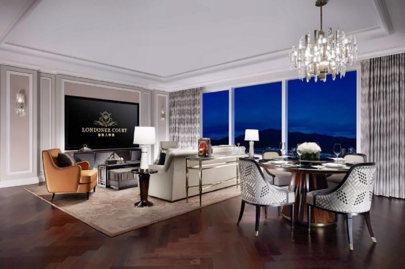 Londoner Court Mayfair Suite