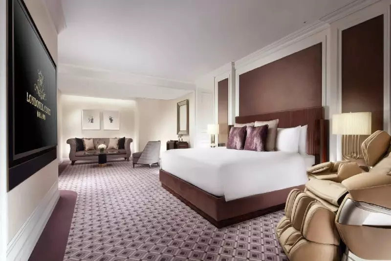 2 Bedroom Londoner Court Knightsbridge Suite