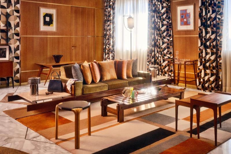 2 Bedroom Vintage Apartment