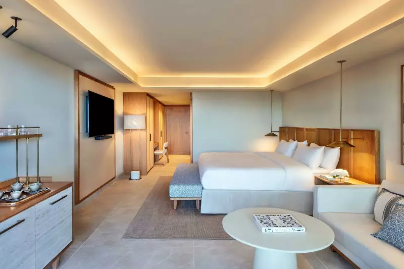 Golf View Room