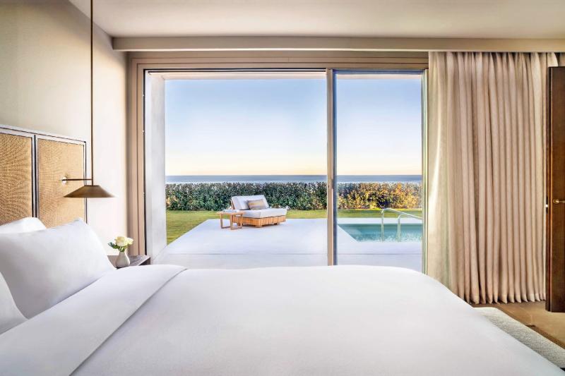 Mediterranean Pool Suite