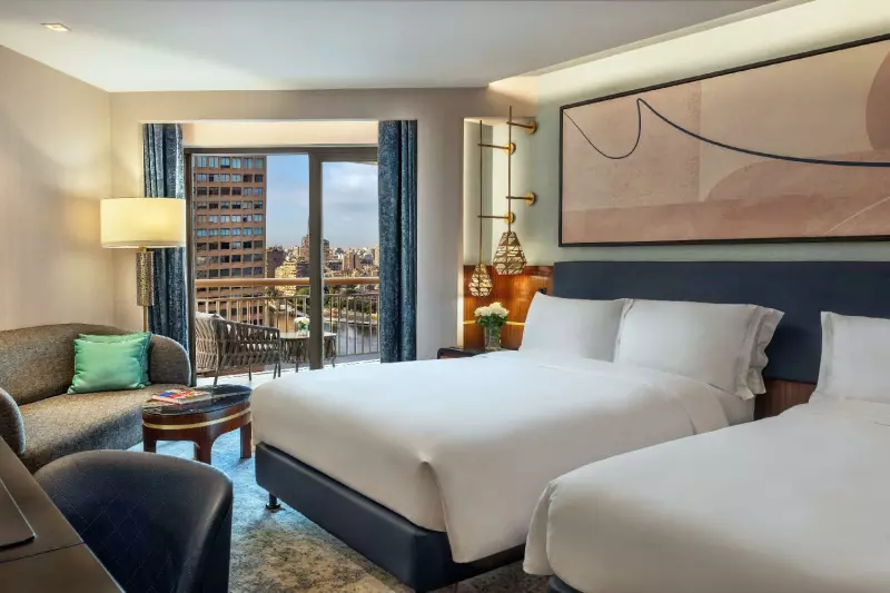 Deluxe Nile View Room