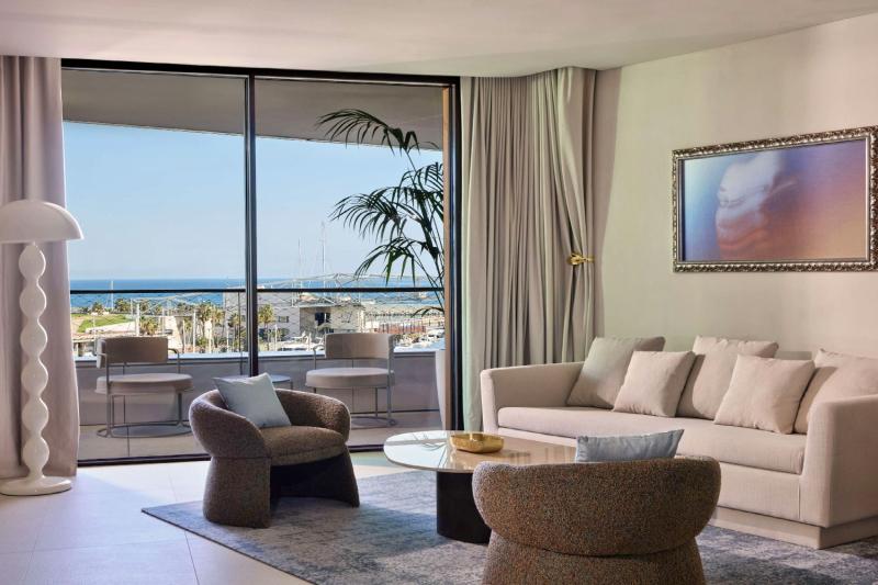 Euphoria Marina View Studio Room