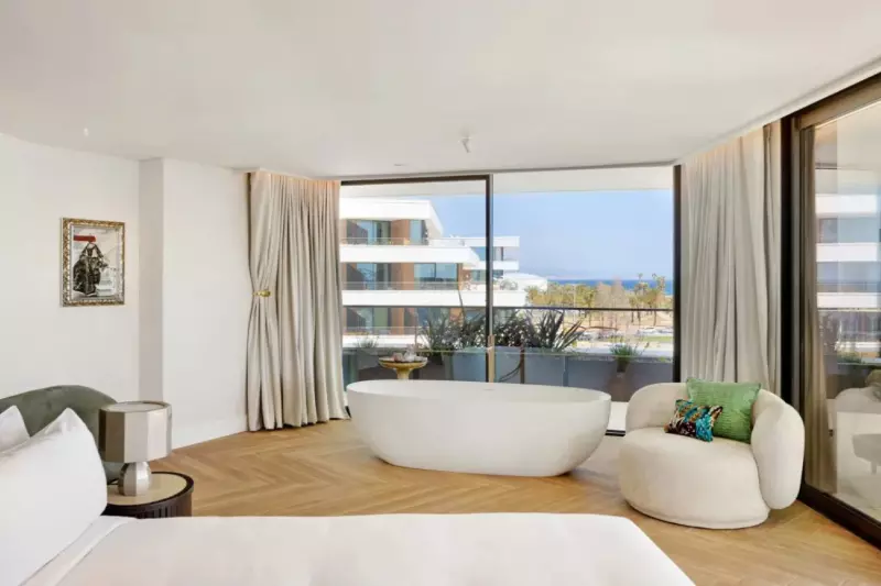 Euphoria Apartment