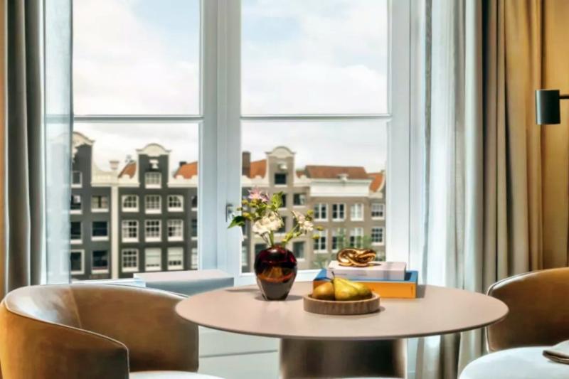 Canal View Grand Premier Room