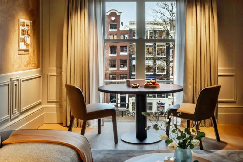 Canal View Duplex Suite