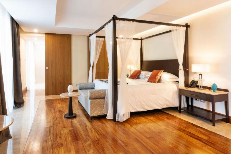 Premium Junior Suite