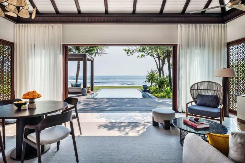 Beachfront Pool Villa