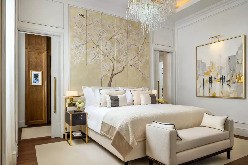 Signature Suite