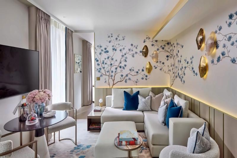 2 Bedroom Deluxe Suite