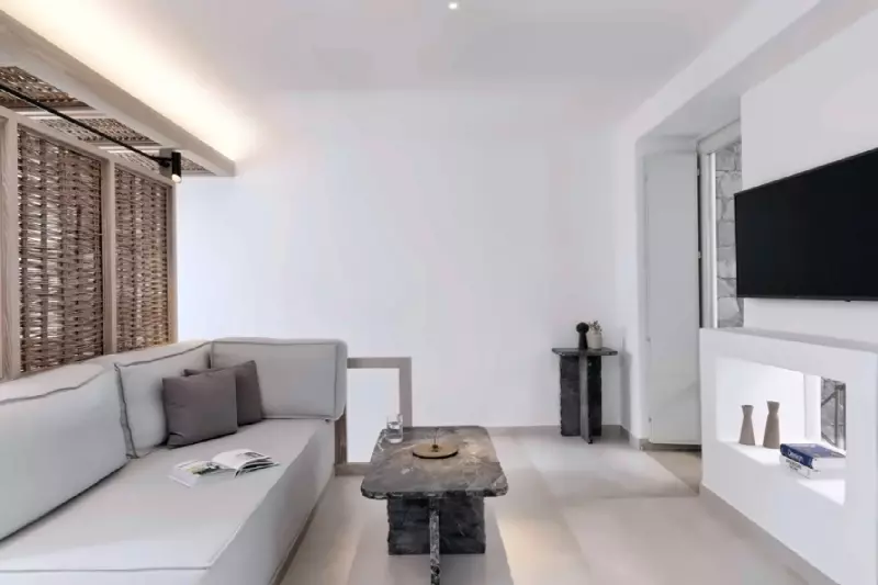 2 Bedroom Pool Suite