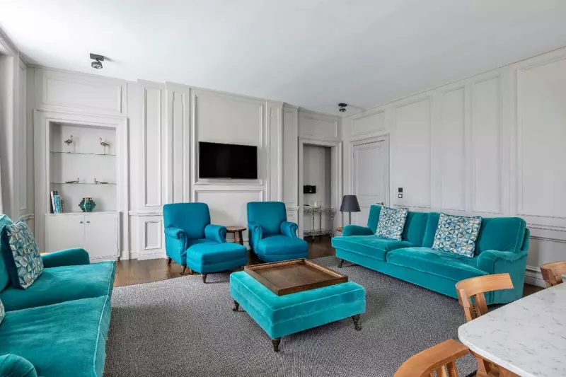 2 Bedroom Suite