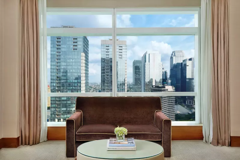 Pacific City View Club Suite