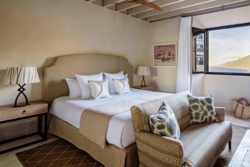 Deluxe Sea View Room