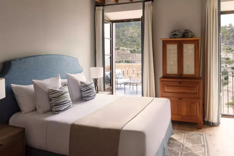 Deluxe Sea View Room