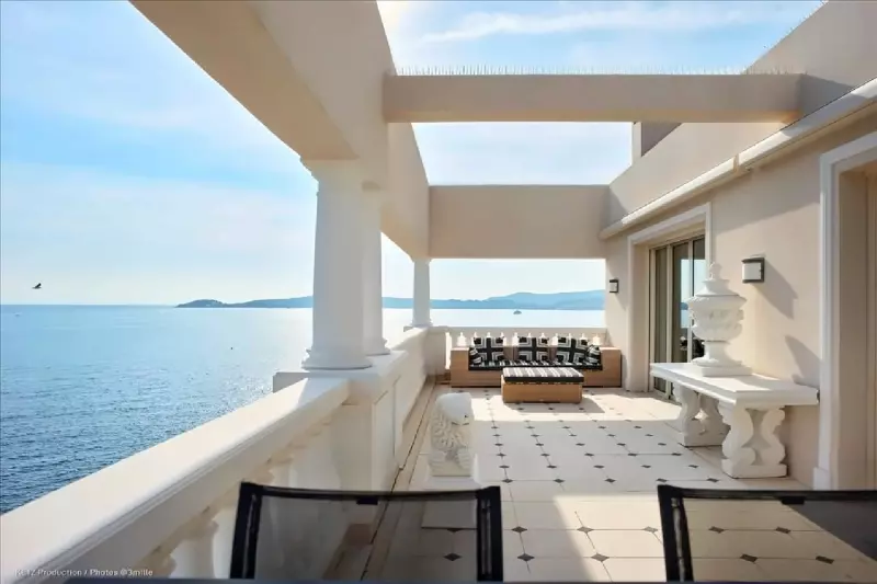 Prestige Suite
