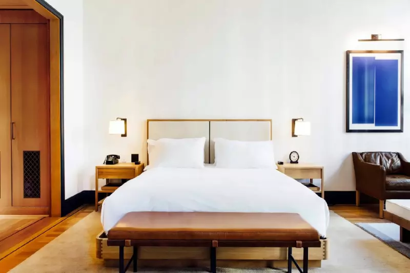 Cass Terrace Room