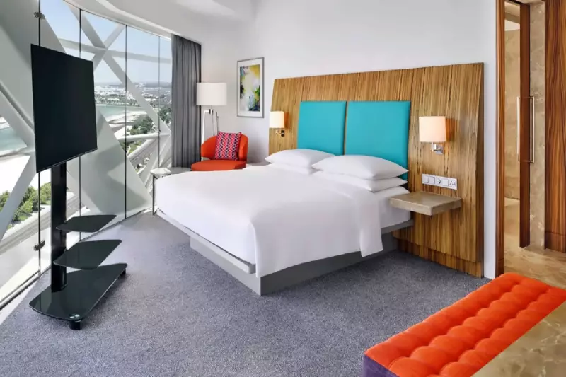 4 Bedroom Apartment Suite