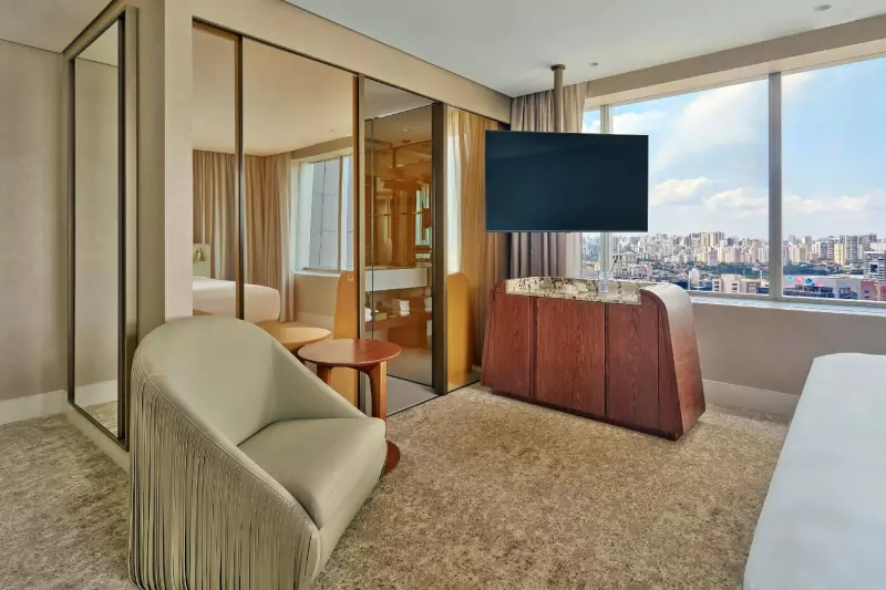 Premier Deluxe Room