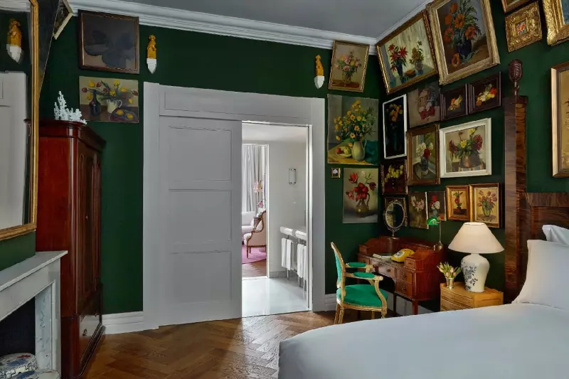 Flower Collector’s Suite