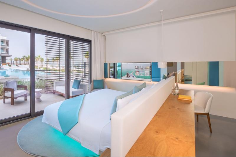 Signature Pool Access Suite