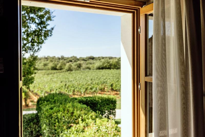 Vineyard Garden Residence