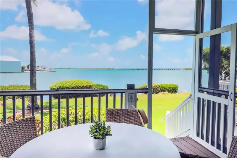 2 Bedroom Premium Villa