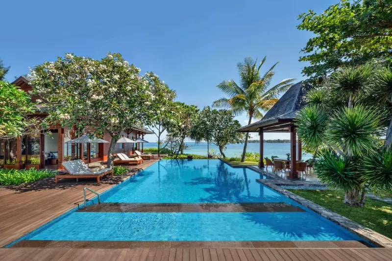 3 Bedroom Beach House Pool Villa
