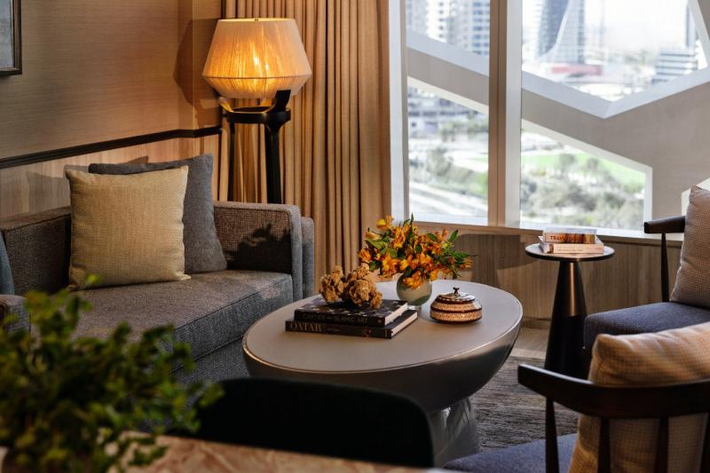 Deluxe Lagoon View Suite