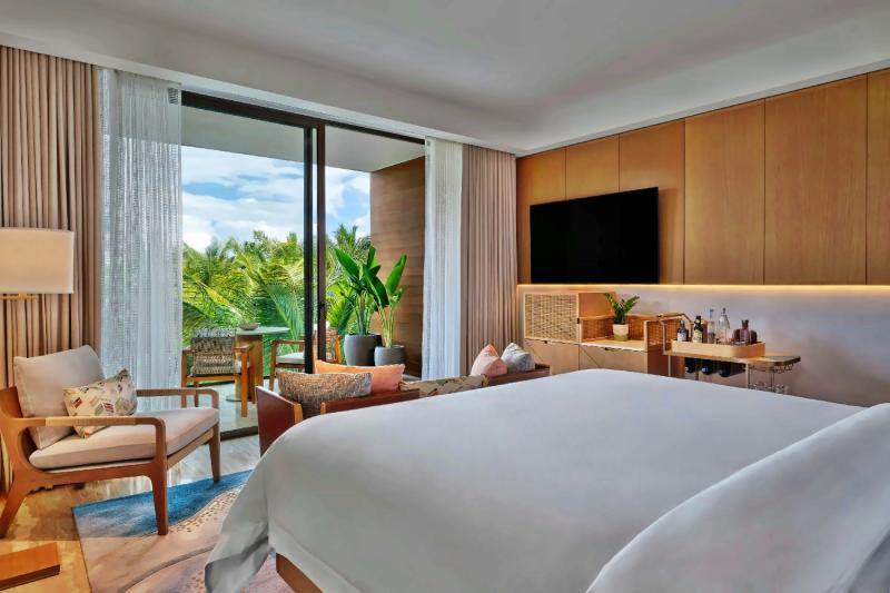 Deluxe Partial Ocean View Room