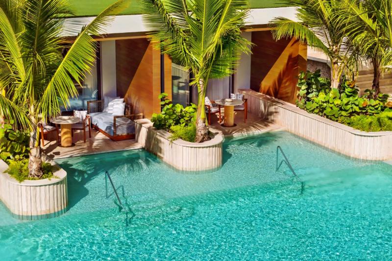 Palm Luxe Swim Out Pool Access Room
