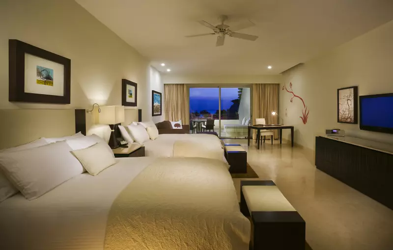 Ambassador Ocean View Suite