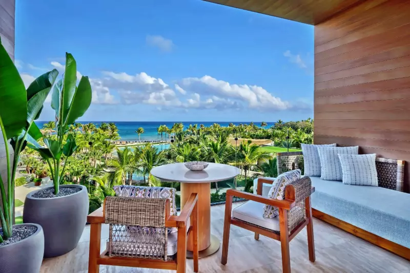 Grand Luxe Ocean View Room