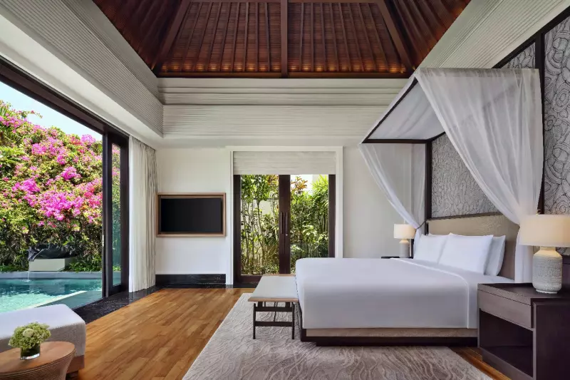 Tropical Garden Pool Villa