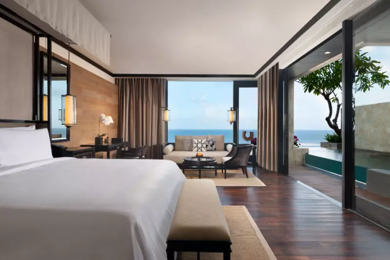 Cliff Pool Ocean View Junior Suite