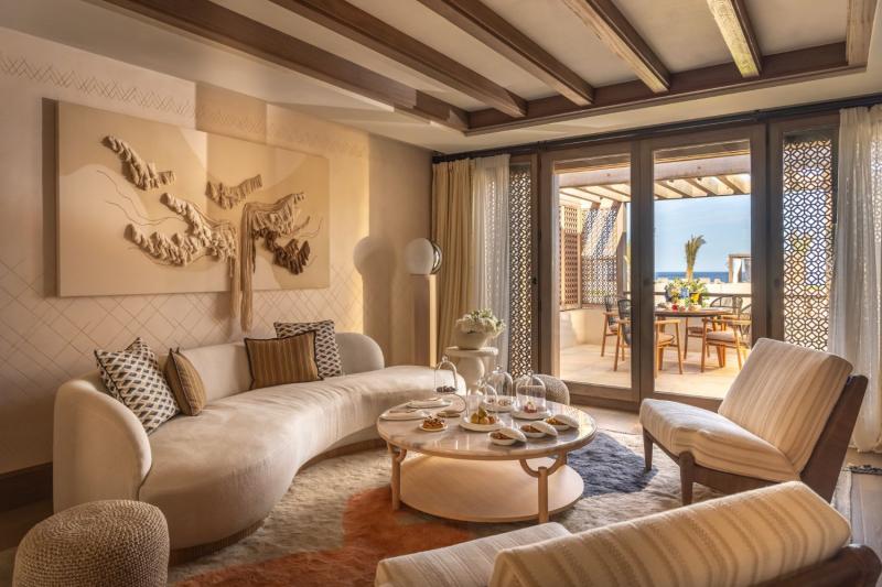 Premier Sea View Suite 
