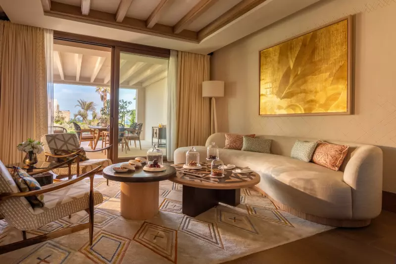 Deluxe Suite
