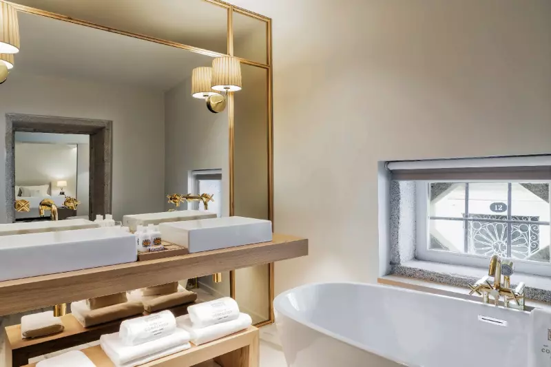 1 Bedroom Suite