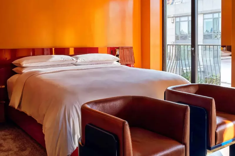 Deluxe Studio Suite