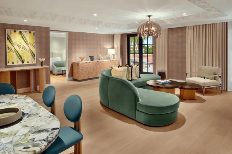 2 Bedroom Royal Palm Suite