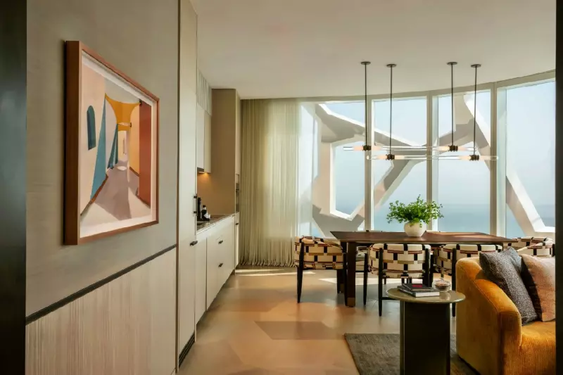 2 Bedroom Lagoon View Apartment