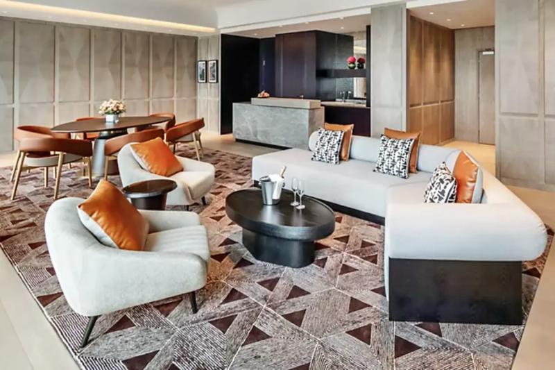 Governor Suite