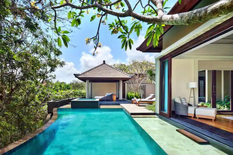 Family Pool Villa