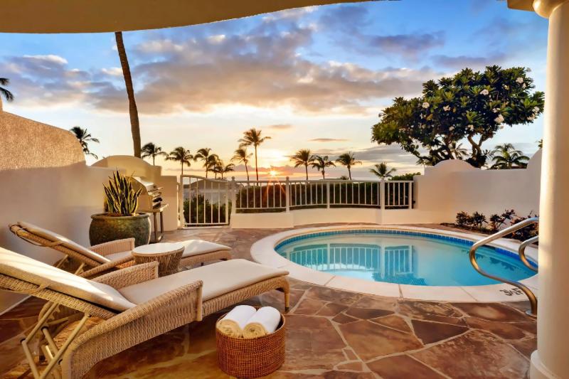 2 Bedroom Oceanfront Beach Villa 