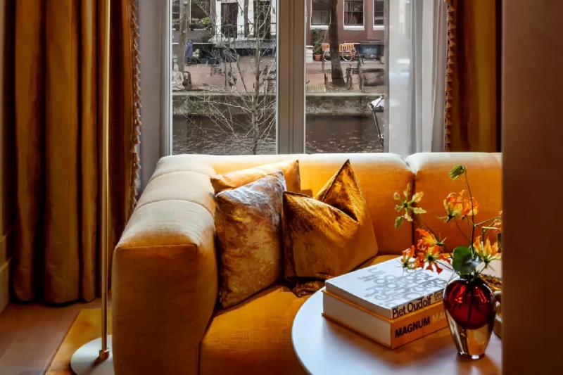 Canal View Junior Suite