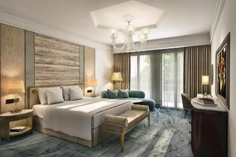 Premier Grand Deluxe Room