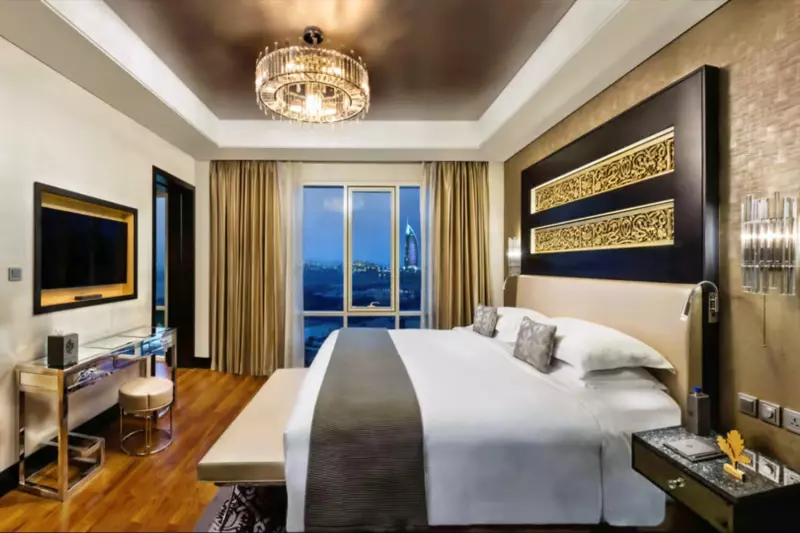 Grand Deluxe Room